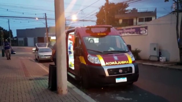 Acidente de trânsito na Rua Rio da Paz deixa jovem ferida; Siate foi mobilizado para atendimento