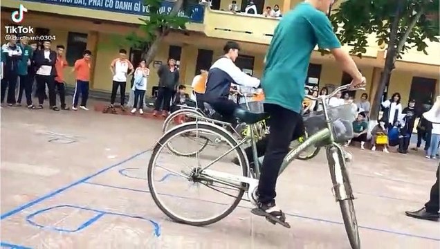 Dj Tiktok Terbaru 2021 - Dj Bila Dia Menyukaiku Full Bass Tik Tok Viral Remix Terbaru 2021