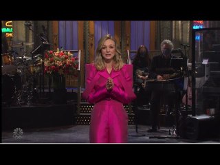 Carey Mulligan’s ‘SNL’ Opening Monologue Crashed By Husband Marcus | Moon TV News