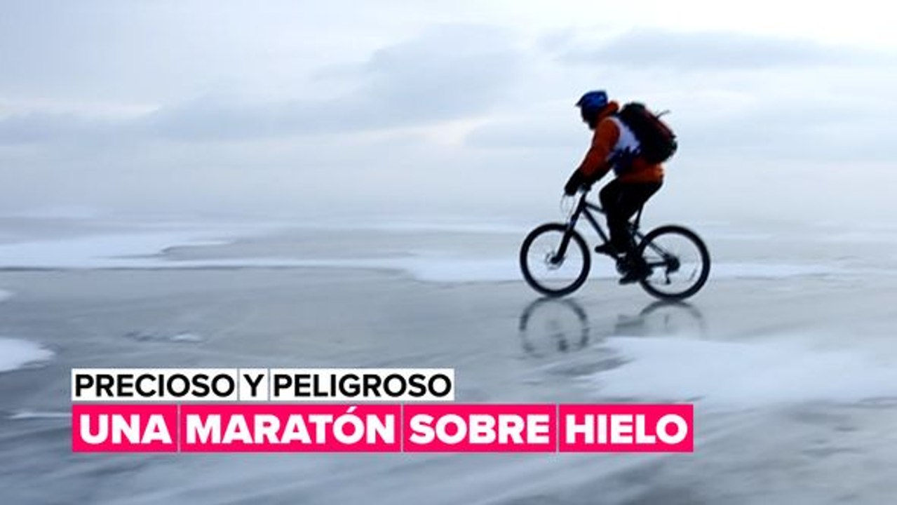 Deportes extremos de invierno: patinando sobre hielo