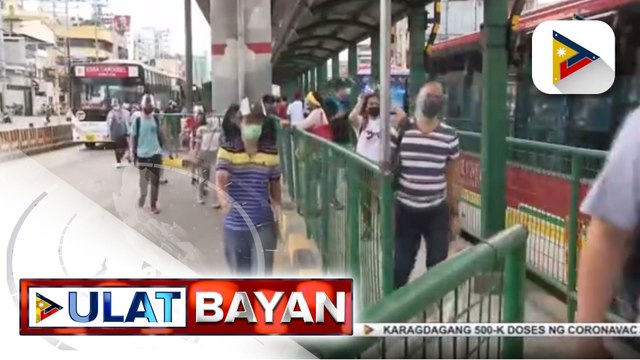 Mga pampublikong transportasyon sa NCR Plus, 50% capacity pa rin; libreng sakay para sa APORs at medical frontliners sa NCR Plus, patuloy