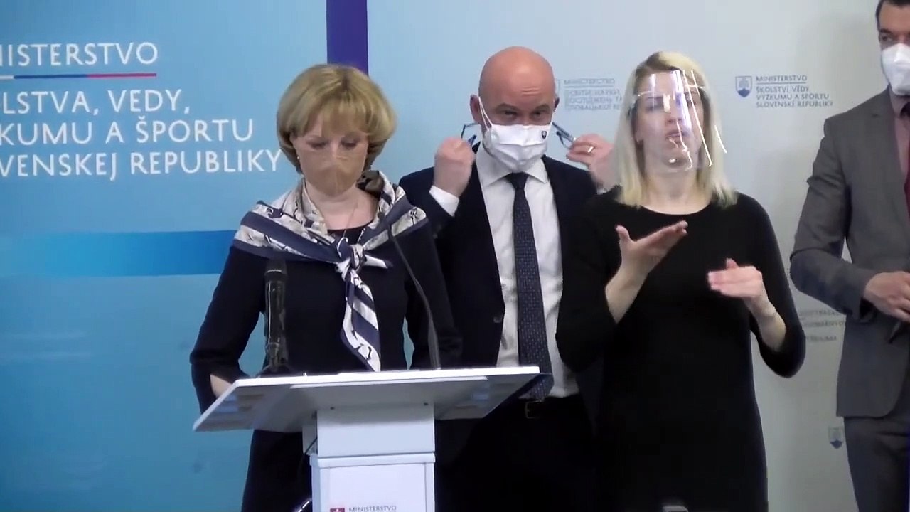 ZÁZNAM: TK ministra školstva  Branislava Gröhlinga