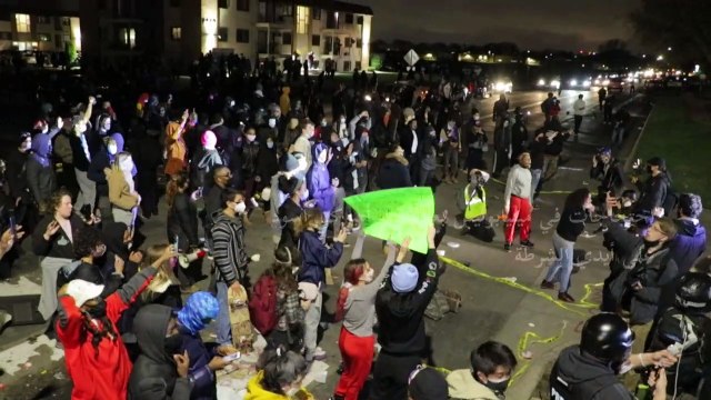 احتجاجات في مينيابوليس بعد مقتل أميركي أسود على أيدي الشرطة