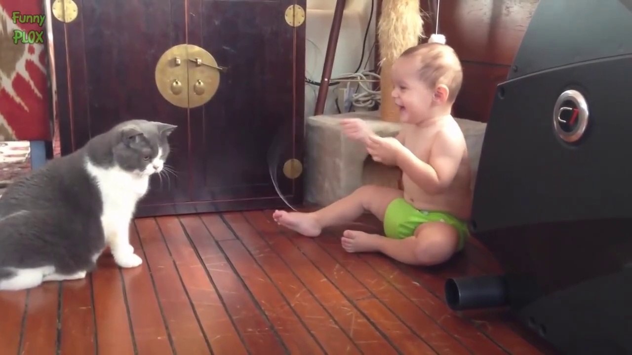 Funny_Babies_Laughing_Hysterically_at_Cats_Compilation_2021