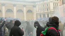 'Io apro', protesta e tensione nel cuore di Roma