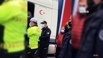 Bakanlık önüne giden TIR şoförlerine polis izin vermedi