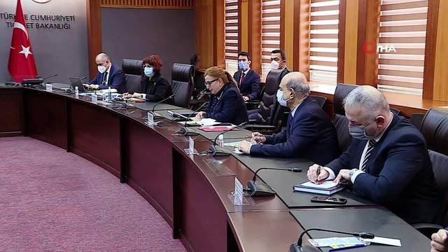 Bakan Pekcan: “Ticaret hacmimizin çok daha iyi rakamlara ulaşmasını birlikte sağlayacağız”