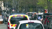Parigi, sparatoria fuori dall'ospedale: un morto e un ferito. Un regolamento di conti?