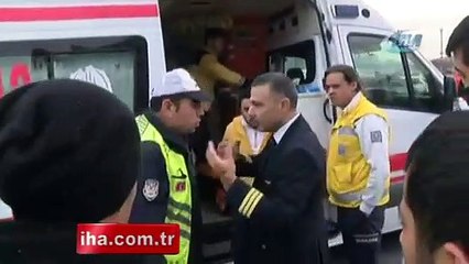Uçağa yetişmeye çalışan pilot aracıyla takla attı