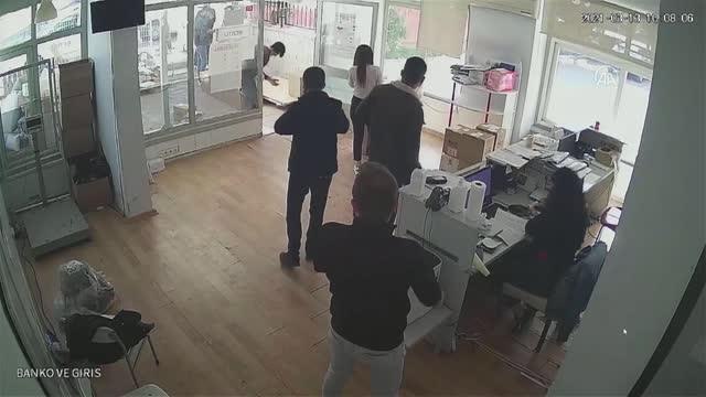 Kargoyla gönderilen şanzımanın içinden sentetik uyuşturucu çıktı