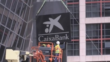 CaixaBank y sindicatos inician  la negociación del recorte de plantilla