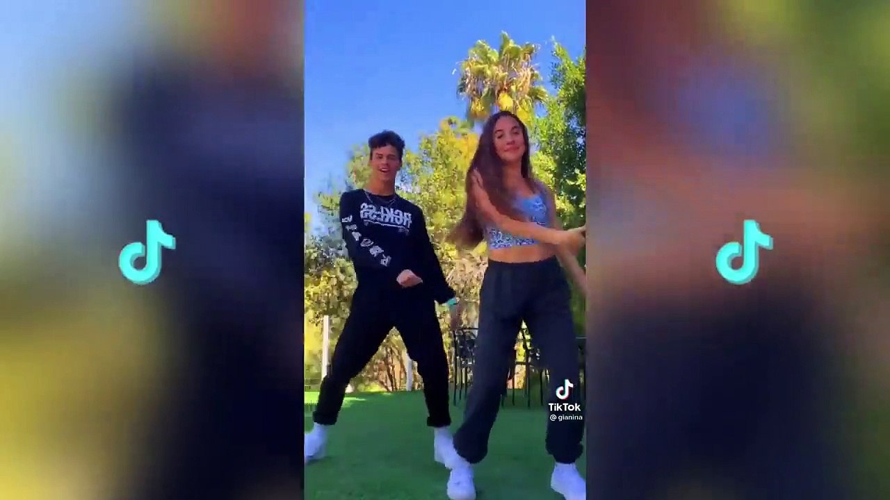 Tik Tok "Someone Like You" Adele Concert Gummy Bear Meme[2019]