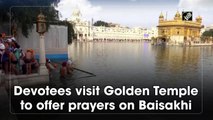 Devotees visit Golden Temple to offer prayers on Baisakhi