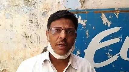 बाइक के सामने एक युवक आया और पीछे बैग से गायब हो गए चार लाख रुपए