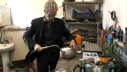 35 metrekarelik dükkanda ekmek mücadelesi