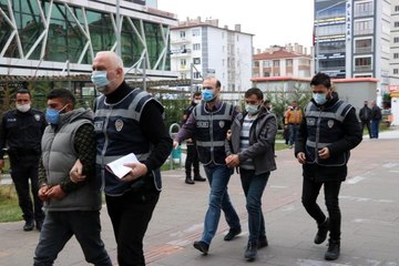 Demirci cinayeti zanlısı kardeşler adliyeye sevk edildi