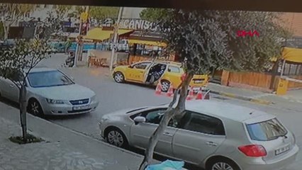 İZMİR ÇAYINI BİTİRİP, KAÇIRILAN TAKSİSİNİN PEŞİNE DÜŞTÜ