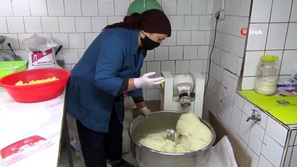 Annesinden Öğrendiği Ekmeği Tüm Türkiye’ye Gönderiyor