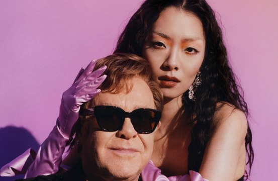 リナ・サワヤマ、エルトン・ジョンとコラボ