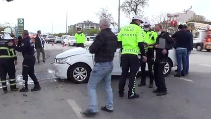 Minibüs ile otomobil çarpıştı: 1 yaralı