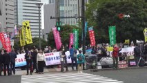 - Japonya hükümetinin radyoaktif atık su kararı tepki çekti- Protestocular Başbakanlık Ofisinin önünde toplandı