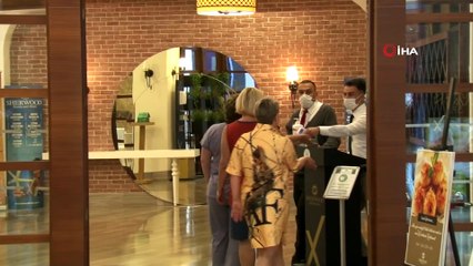 Rus tatilciler alınan seyahat kısıtlamasına tepkili