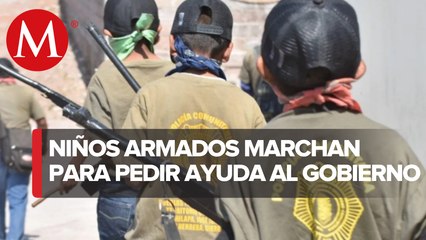 Niños armados en Guerrero volvieron a marchar para demandar ayuda