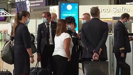 Francia suspende todos sus vuelos con Brasil por variante del covid-19