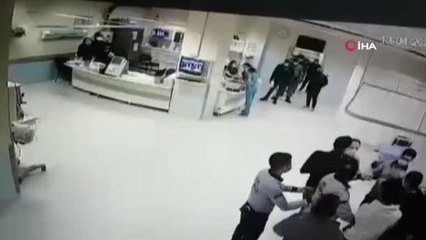 Son dakika! Sivas'ta dehşet...Hasta yakınları hastaneyi birbirine kattı: 8 gözaltı