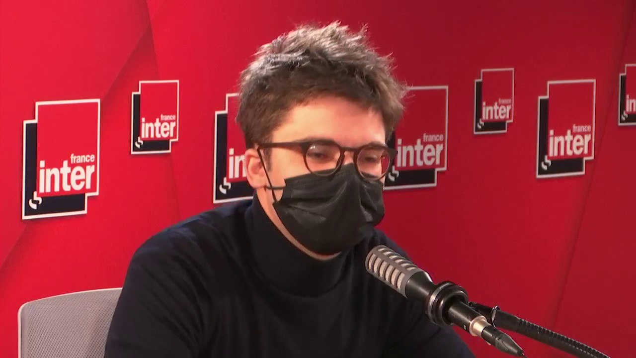 Raphaël Llorca : "Beaucoup d'approches ont été menées, il manquait une approche symbolique : comment le candidat puis le président Macron a usé, parfois abusé, des symboles. Il y a un outil qu'on utilise jamais pour penser le politique, c'est la marque."
