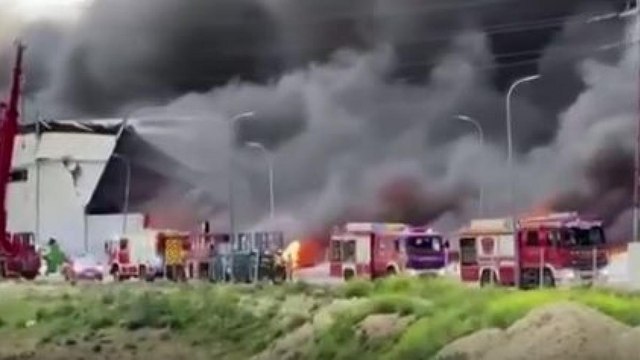 Massive fire at Cesena and Toledo industrial park in Spain