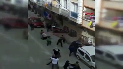 İstanbul'da meydan savaşı! Çok sayıda yaralı var