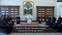 Pape François : 