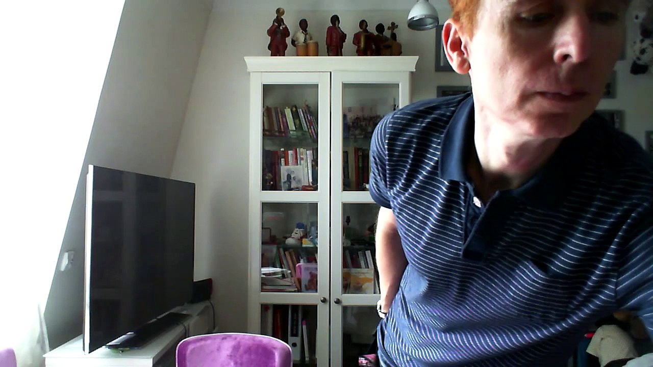 Wiwi kameloualise "behind the mask"