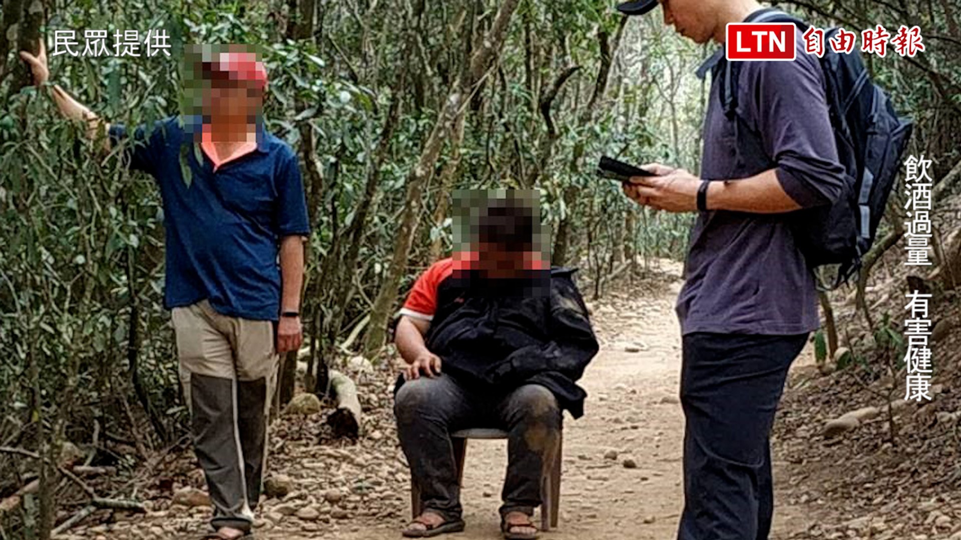 130公斤「高粱哥哥」登火炎山開喝醉倒 警消11人救援(民眾提供)