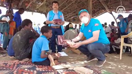 Almanya'dan Senegal'e, hafızlık öğrencilerine Kur'an-ı Kerim hediyesi