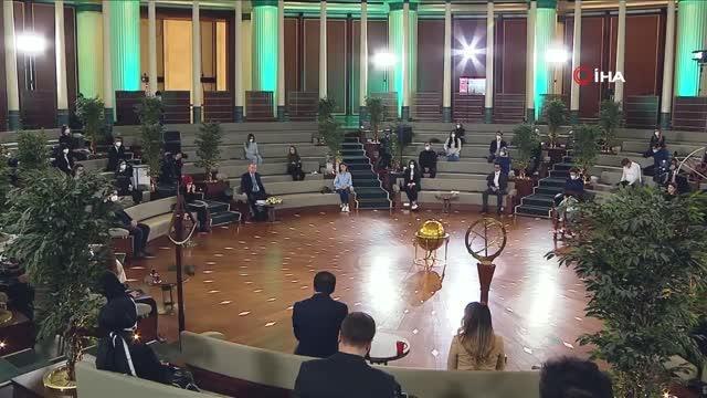 Cumhurbaşkanı Erdoğan: (Emekli amiraller bildirisi) İçinizde bu işi alışkanlık haline getirmiş olanlar var, bu işi çok seviyorsanız kalkarsınız...