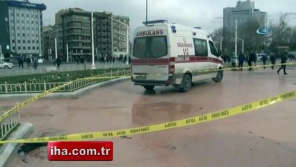 İranlı turist Taksim'de kendini yakmaya çalıştı