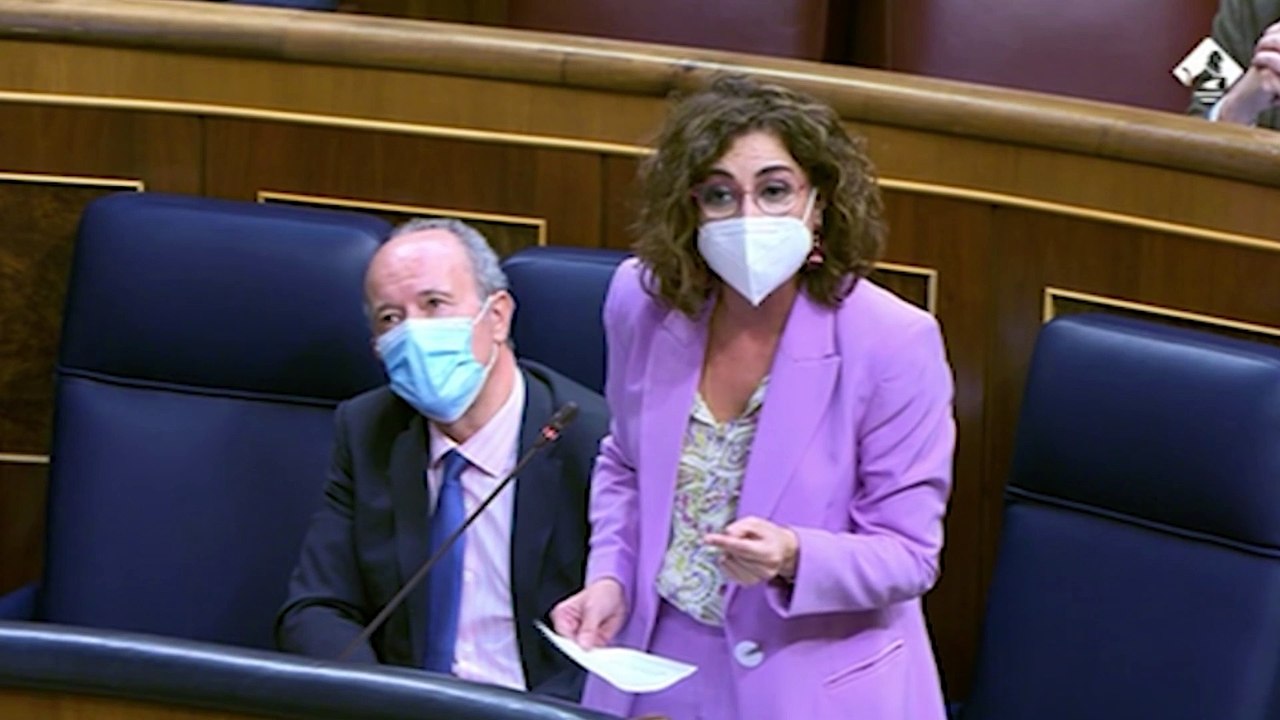 La confrontación política entre PP y PSOE marca la sesión de control del Gobierno