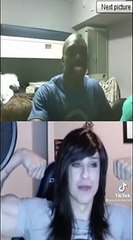 Montrer ses muscles sur chatroulette