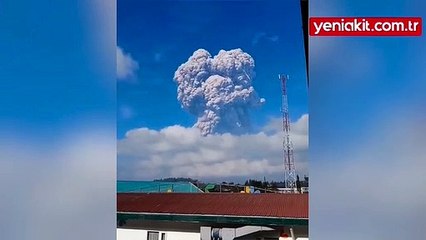 Dev yanardağın korkunç patlama anı böyle kaydedildi