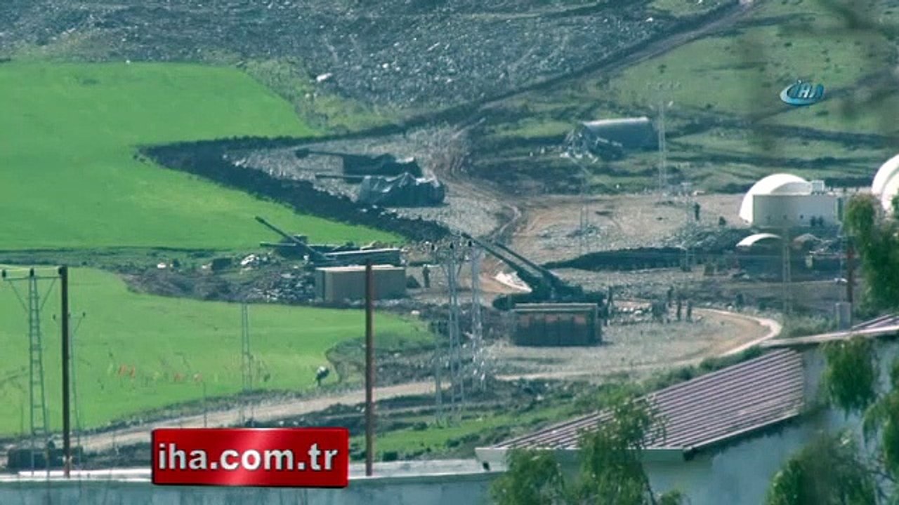 Ezan sesleriyle birlikte top atışları başladı