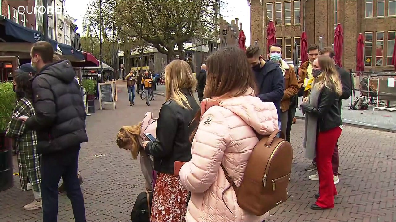 „Interesse überwältigend": Kneipenfeldversuch in Utrecht