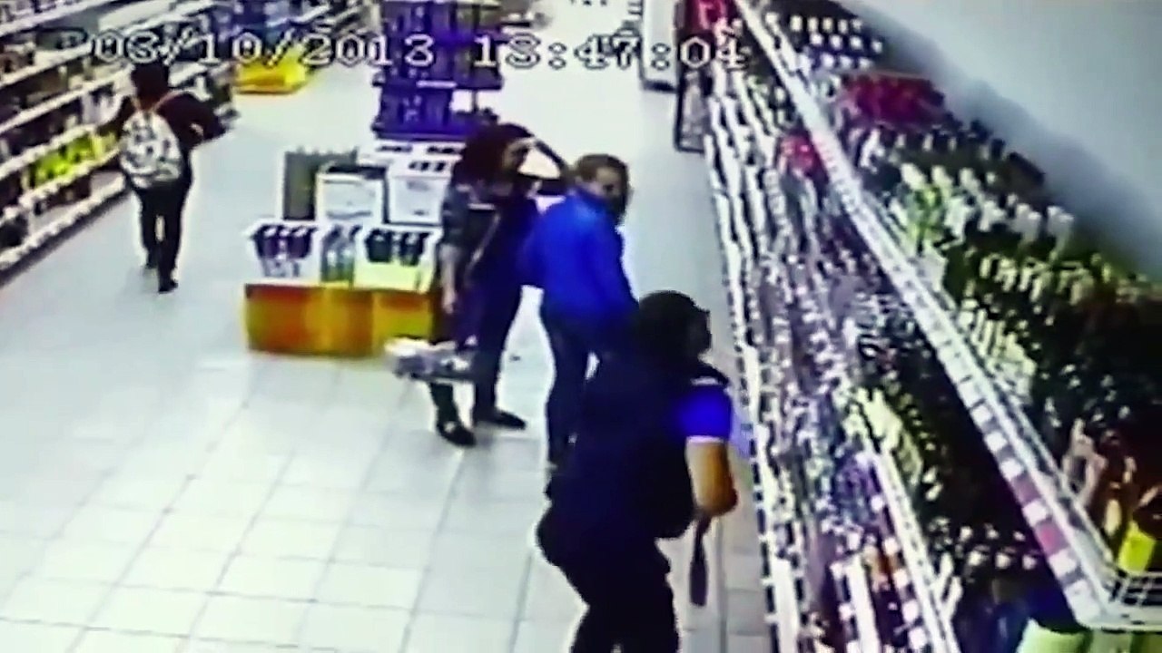 TOTAL IDIOTS AT WORK