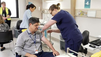 Labor accuses PM of trying to shift blame on vaccine program