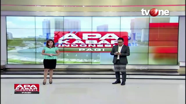 Hujan Deras Disertai Angin Dan Hujan Es Terjang Bekasi