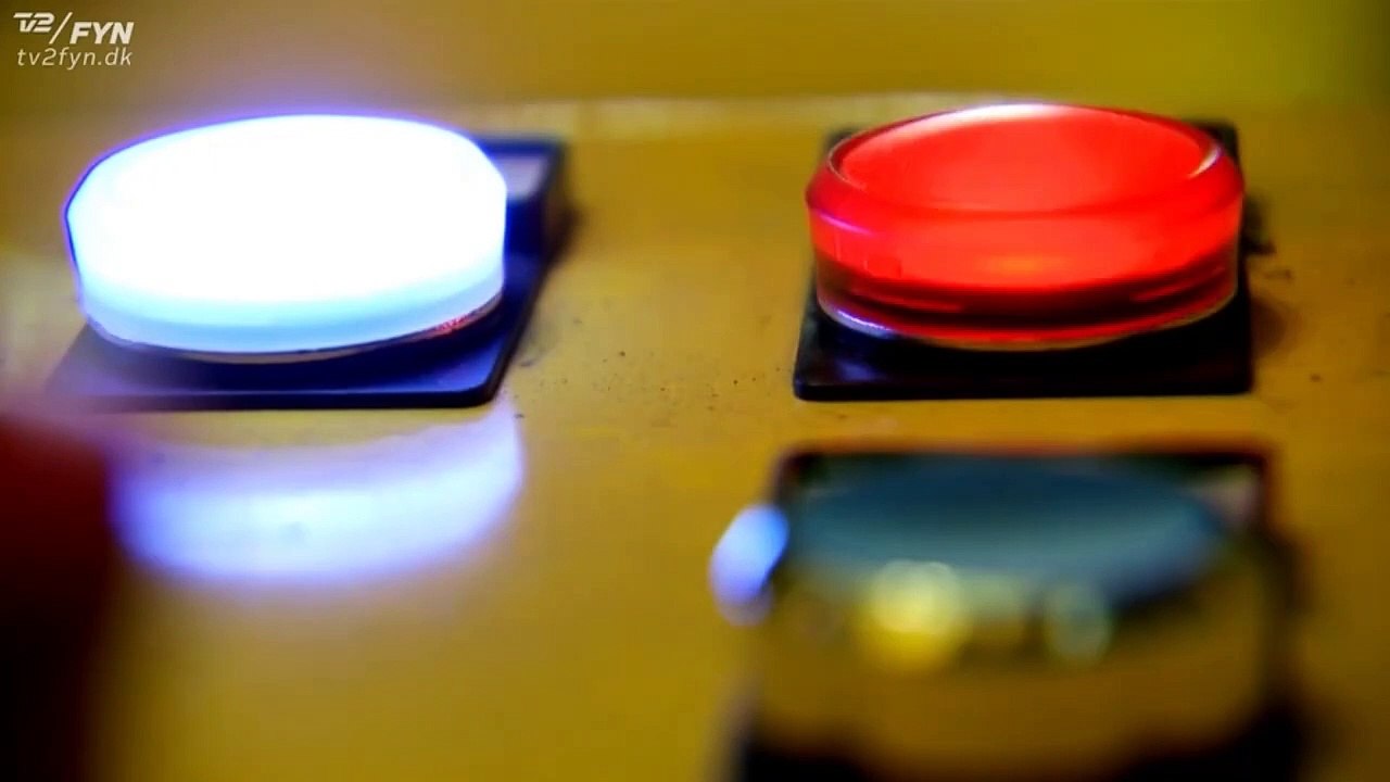 Nye sporvogne i Storebæltbroens hulrum | Storebæltsbroen | Storebælt | 08-02-2018 | TV2 FYN @ TV2 Danmark