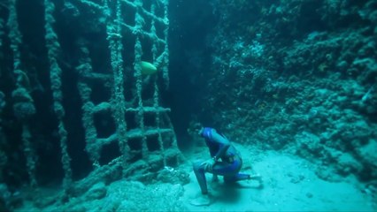Never be afraid to freediving in Vouliagmeni (Greece)