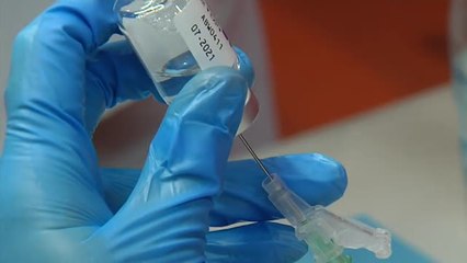 Morir por covid es 2.300 veces más probable que hacerlo por la vacuna