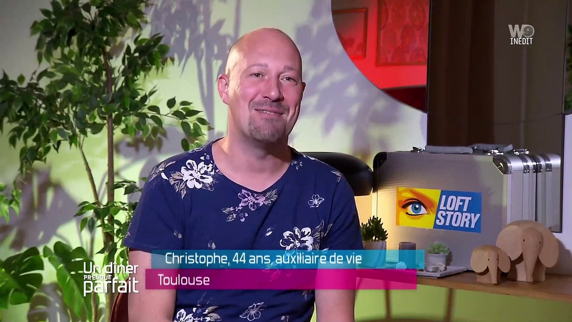 Christophe Un Diner Presque Parfait Julie gênée par des révélations sur son couple avec Christophe dans "Loft  Story" - W9, Un dîner presque parfait - Vidéo Dailymotion